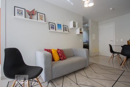 Sala de kitnet/studio para alugar com 1 quarto, 50m² em Brooklin, São Paulo