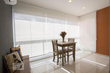 Varanda de kitnet/studio para alugar com 1 quarto, 50m² em Brooklin, São Paulo