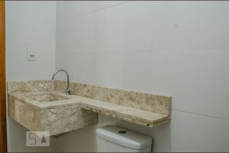 Banheiro de apartamento para alugar com 2 quartos, 48m² em Vila Nova Cachoeirinha, São Paulo
