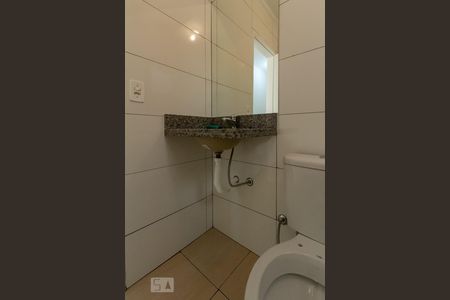 Casa à venda com 185m², 3 quartos e 2 vagasBanheiro 2