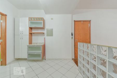 Cozinha de kitnet/studio para alugar com 1 quarto, 35m² em República, São Paulo