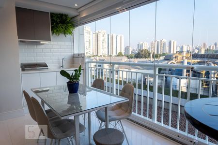 Varanda da Sala de apartamento para alugar com 2 quartos, 76m² em Água Branca, São Paulo