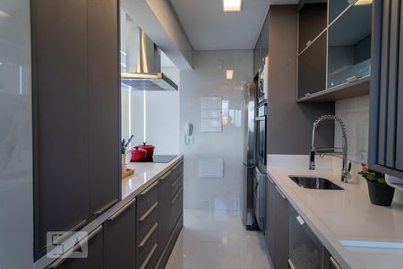 Apartamento para alugar com 76m², 2 quartos e 2 vagasCozinha