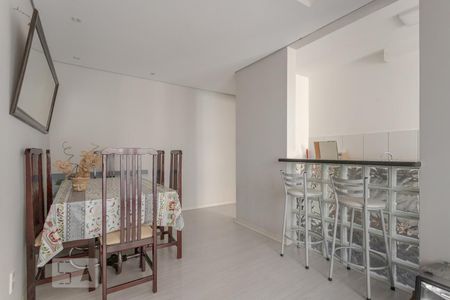 Sala de apartamento para alugar com 2 quartos, 48m² em Protásio Alves, Porto Alegre