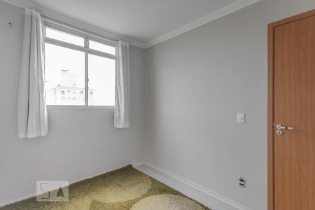 Quarto 1 de apartamento para alugar com 2 quartos, 48m² em Protásio Alves, Porto Alegre