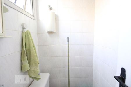 Banheiro de Serviço de apartamento para alugar com 2 quartos, 55m² em Vila da Saúde, São Paulo