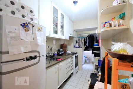 Apartamento para alugar com 55m², 2 quartos e 1 vaga Apartamento para alugar com 55m², 2 quartos e 1 vagaCozinha