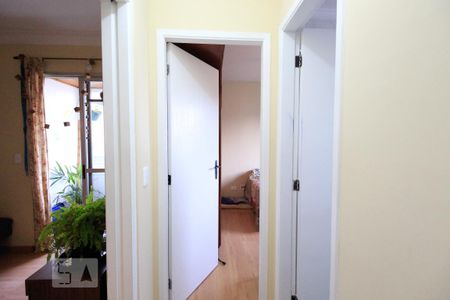 Corredor de apartamento para alugar com 2 quartos, 55m² em Vila da Saúde, São Paulo