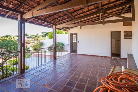 Quintal de casa à venda com 4 quartos, 258m² em Jardim Chapadão, Campinas