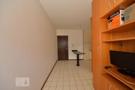 Apartamento para alugar com 25m², 1 quarto e 1 vagaSala