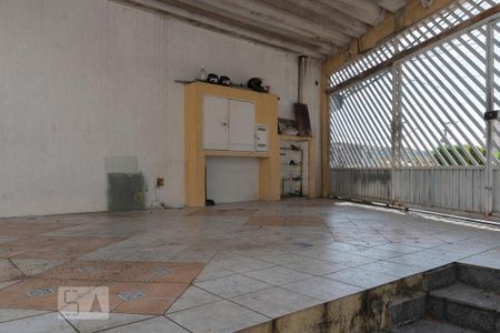 Casa à venda com 150m², 2 quartos e 2 vagas Casa à venda com 150m², 2 quartos e 2 vagasGaragem