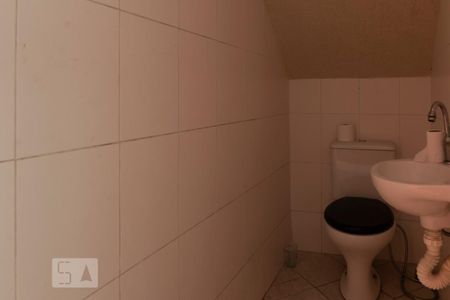Casa à venda com 150m², 2 quartos e 2 vagas Casa à venda com 150m², 2 quartos e 2 vagasLavabo