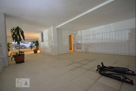 Apartamento para alugar com 120m², 3 quartos e 1 vagaÁrea Comum - Playground
