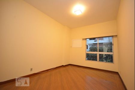 Apartamento para alugar com 120m², 3 quartos e 1 vagaQuarto 3
