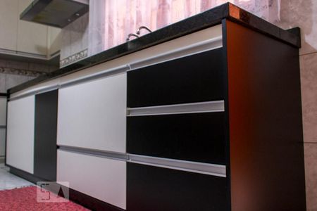 Casa à venda com 278m², 3 quartos e 3 vagasCozinha 1 - Armários