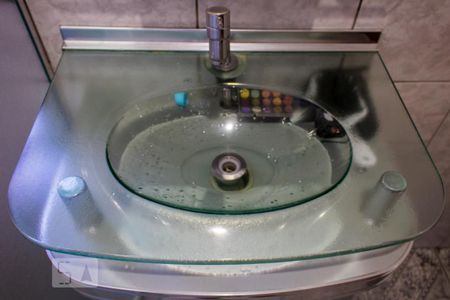 Casa à venda com 278m², 3 quartos e 3 vagasDetalhe do Banheiro