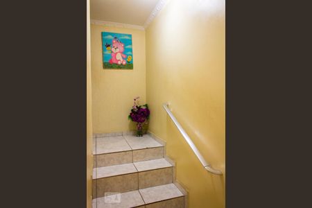 Casa à venda com 278m², 3 quartos e 3 vagasEscadas