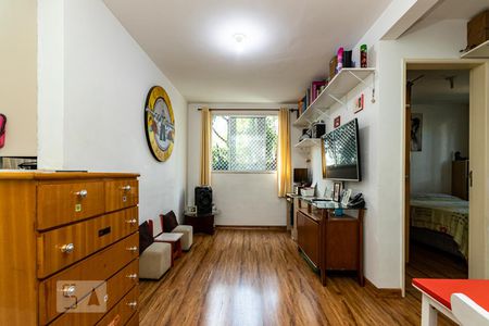 Sala  de apartamento para alugar com 2 quartos, 42m² em Colônia (zona Leste), São Paulo
