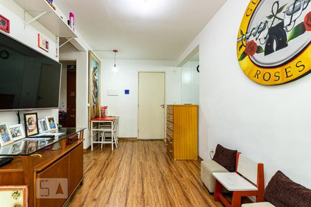 Sala  de apartamento para alugar com 2 quartos, 42m² em Colônia (zona Leste), São Paulo