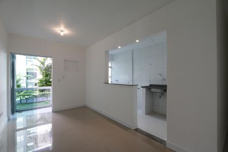 Sala de apartamento para alugar com 2 quartos, 44m² em Jacarepaguá, Rio de Janeiro