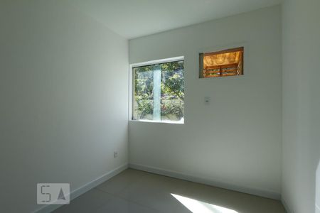quarto 1 de apartamento para alugar com 2 quartos, 44m² em Jacarepaguá, Rio de Janeiro