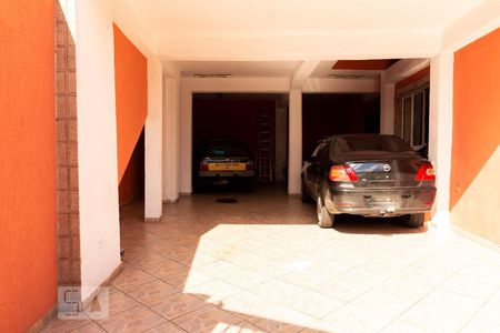 Casa à venda com 200m², 4 quartos e 4 vagasGaragem