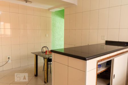 Casa à venda com 200m², 4 quartos e 4 vagasCozinha