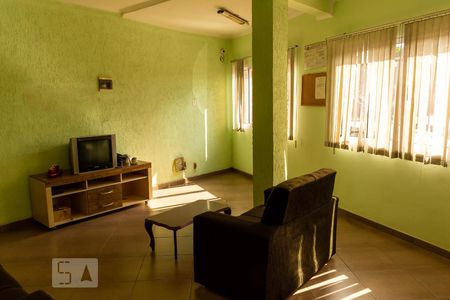 Sala de casa para alugar com 4 quartos, 200m² em Vila Celeste, São Paulo