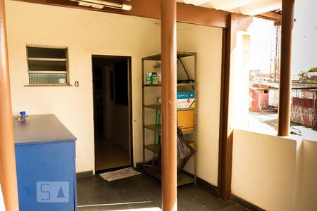 Casa à venda com 200m², 4 quartos e 4 vagasVaranda