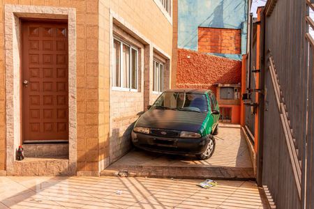 Casa à venda com 200m², 4 quartos e 4 vagasGaragem