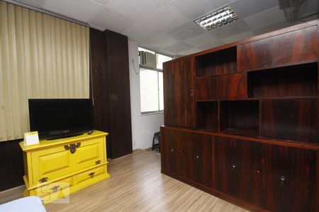 Quarto de kitnet/studio para alugar com 1 quarto, 35m² em Centro, Rio de Janeiro