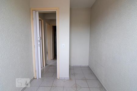 Quarto 01 de apartamento para alugar com 3 quartos, 60m² em Taguatinga Norte (taguatinga), Brasília
