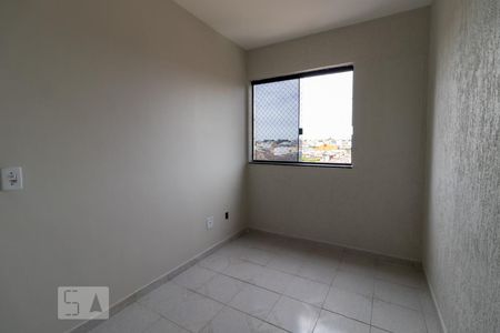 Quarto 02 de apartamento para alugar com 3 quartos, 60m² em Taguatinga Norte (taguatinga), Brasília