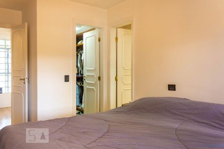 Apartamento à venda com 260m², 4 quartos e 4 vagasSuíte 1