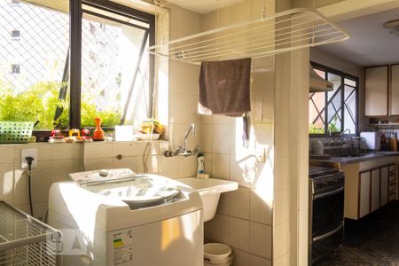 Apartamento à venda com 260m², 4 quartos e 4 vagasÁrea de Serviço