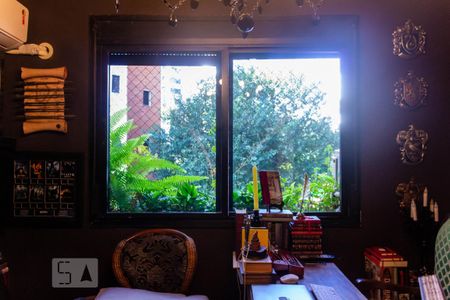 Apartamento à venda com 260m², 4 quartos e 4 vagasSuíte 2