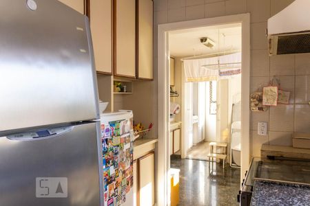 Apartamento à venda com 260m², 4 quartos e 4 vagasCozinha