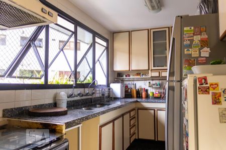 Apartamento à venda com 260m², 4 quartos e 4 vagasCozinha