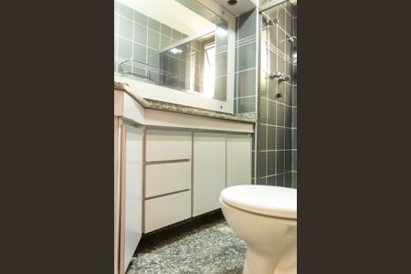 Apartamento à venda com 260m², 4 quartos e 4 vagasBanheiro Suíte 3