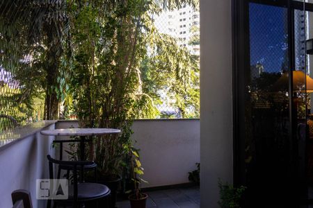 Apartamento à venda com 260m², 4 quartos e 4 vagasVaranda