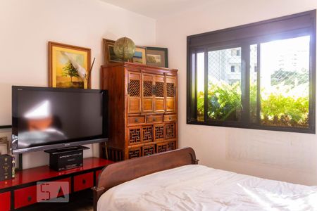 Apartamento à venda com 260m², 4 quartos e 4 vagasSuíte 4