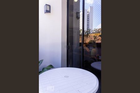 Apartamento à venda com 260m², 4 quartos e 4 vagasVaranda