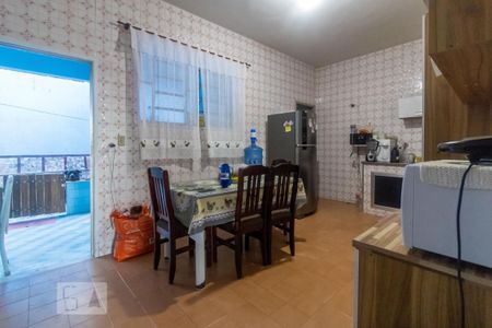 Casa à venda com 240m², 3 quartos e 4 vagasCozinha