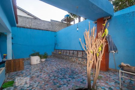 Casa à venda com 240m², 3 quartos e 4 vagasQuintal