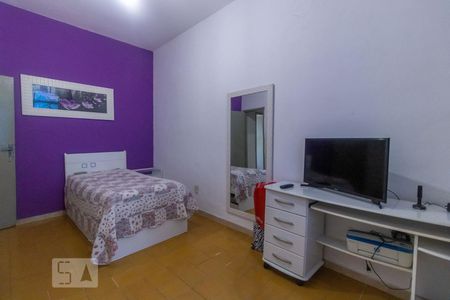 Casa à venda com 240m², 3 quartos e 4 vagasQuarto 2