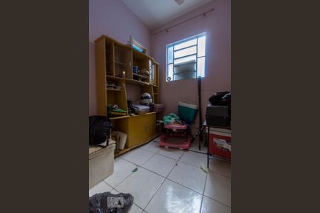 Casa à venda com 240m², 3 quartos e 4 vagasQuarto de Área de Serviço