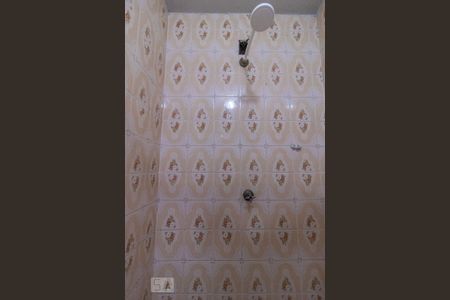 Casa à venda com 240m², 3 quartos e 4 vagasDetalhe do Banheiro 2