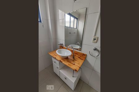 Apartamento para alugar com 97m², 2 quartos e 1 vagaBanheiro