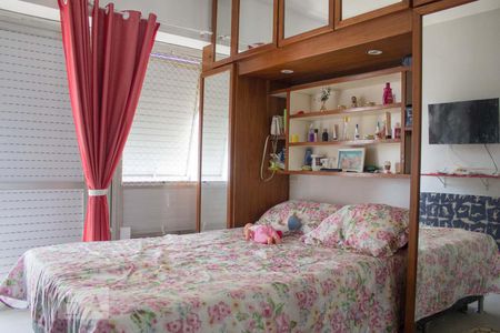 Quarto de apartamento à venda com 1 quarto, 65m² em Barra da Tijuca, Rio de Janeiro