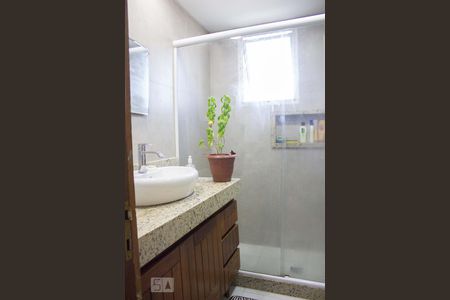 Banheiro de apartamento à venda com 1 quarto, 65m² em Barra da Tijuca, Rio de Janeiro